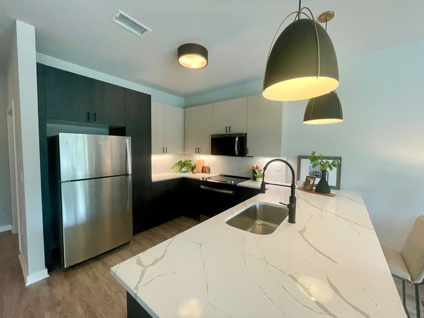 Greenfield Apartment: 4050 Layton Avenue