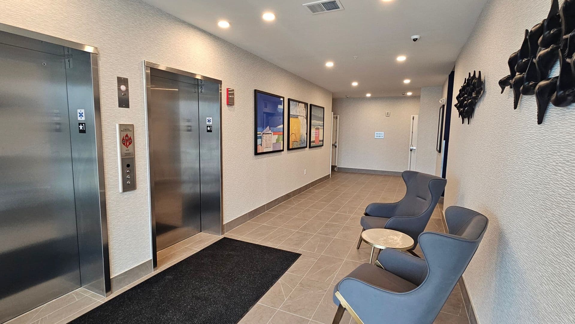 Greenfield Apartment: 4050 Layton Avenue