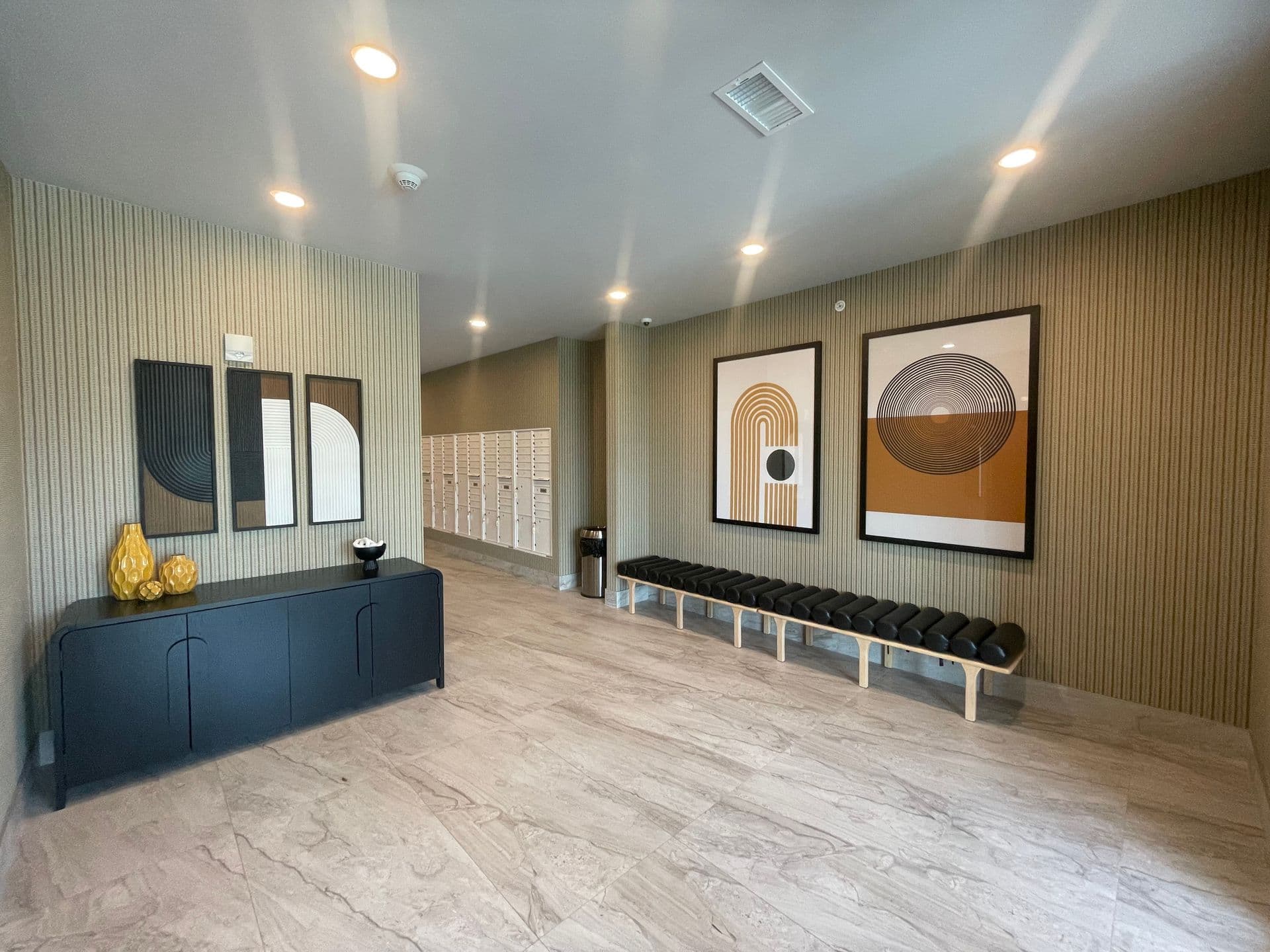 Greenfield Apartment: 4220 Layton Avenue
