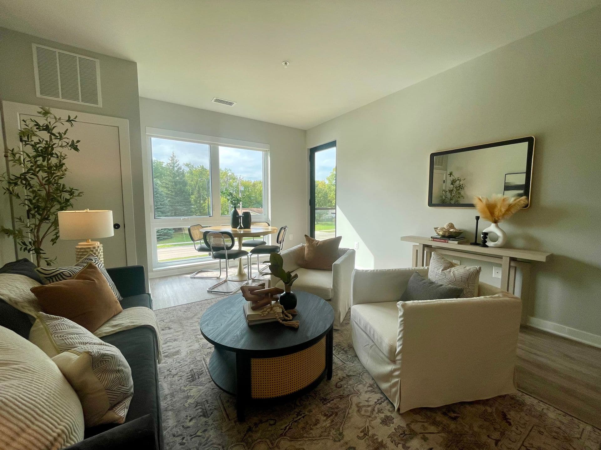 Greenfield Apartment: 4050 Layton Avenue