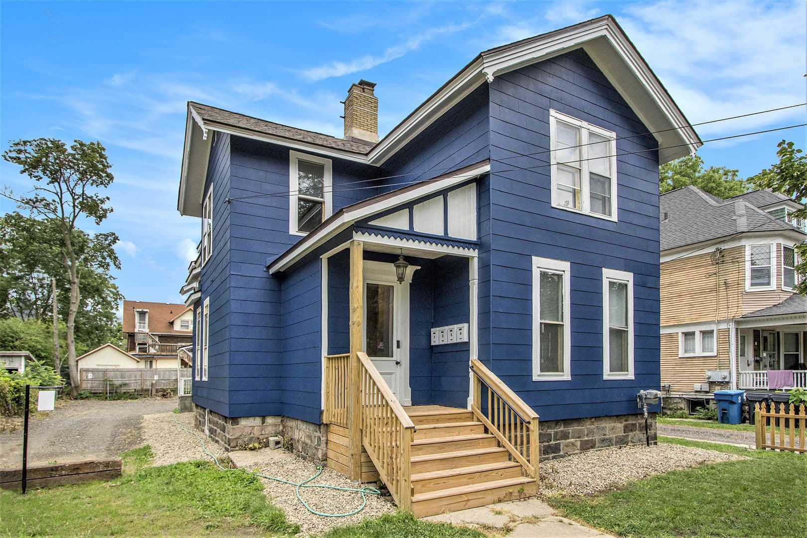 Kalamazoo Apartment: 728 W Lovell St - #2