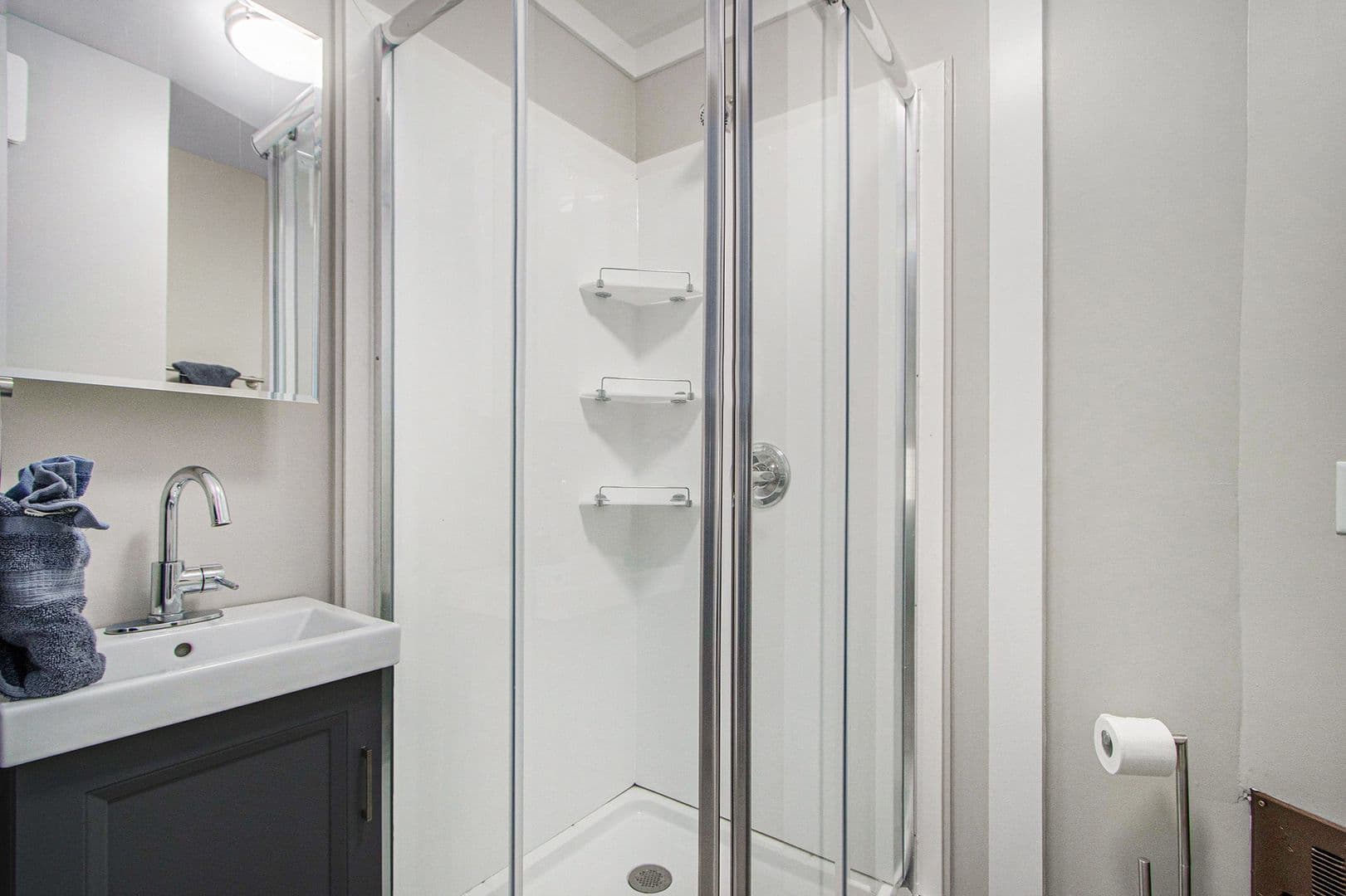 Kalamazoo Apartment: 728 W Lovell St - #2