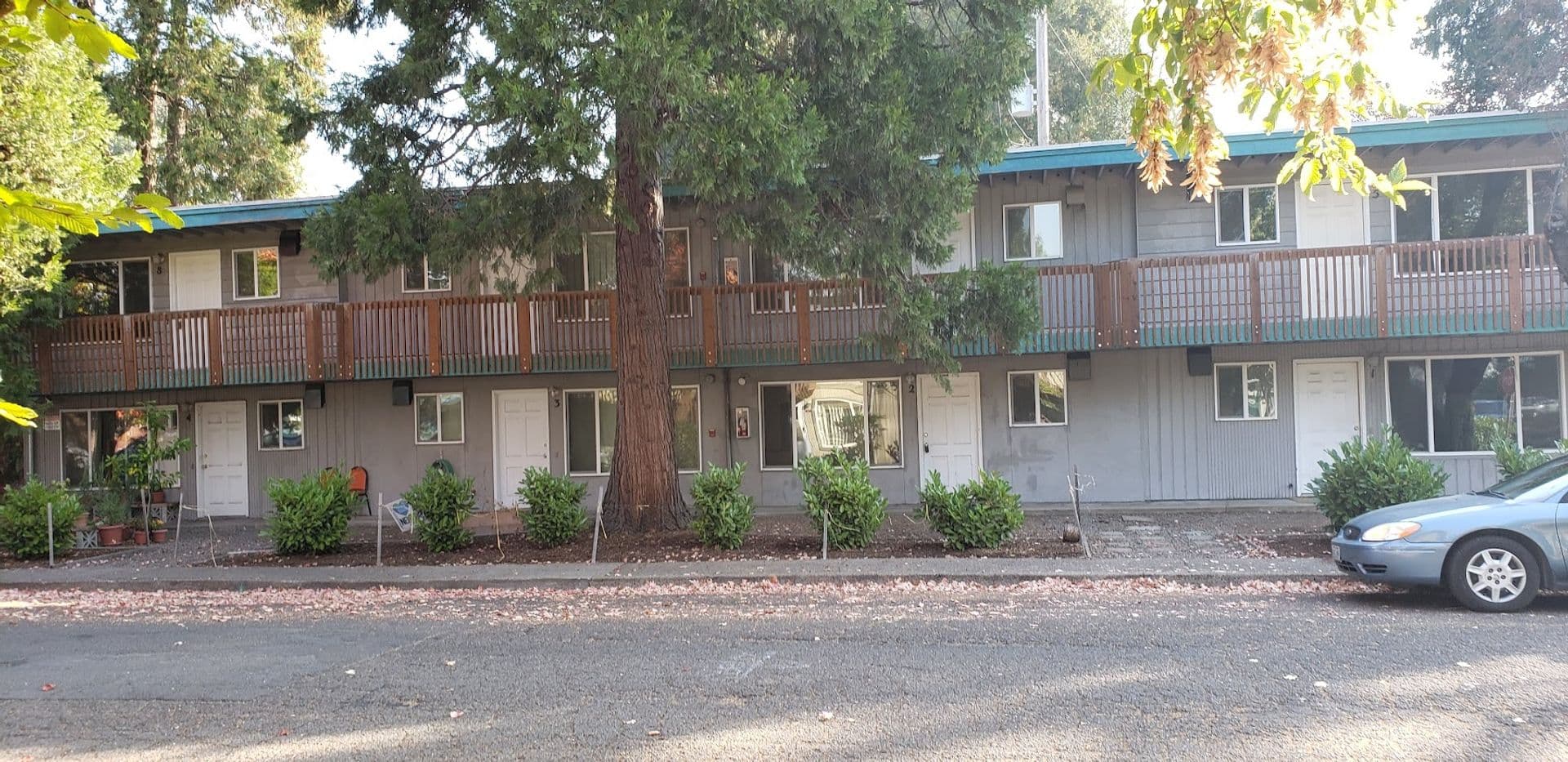 Eugene Apartment: 1187 W. 8th Ave.