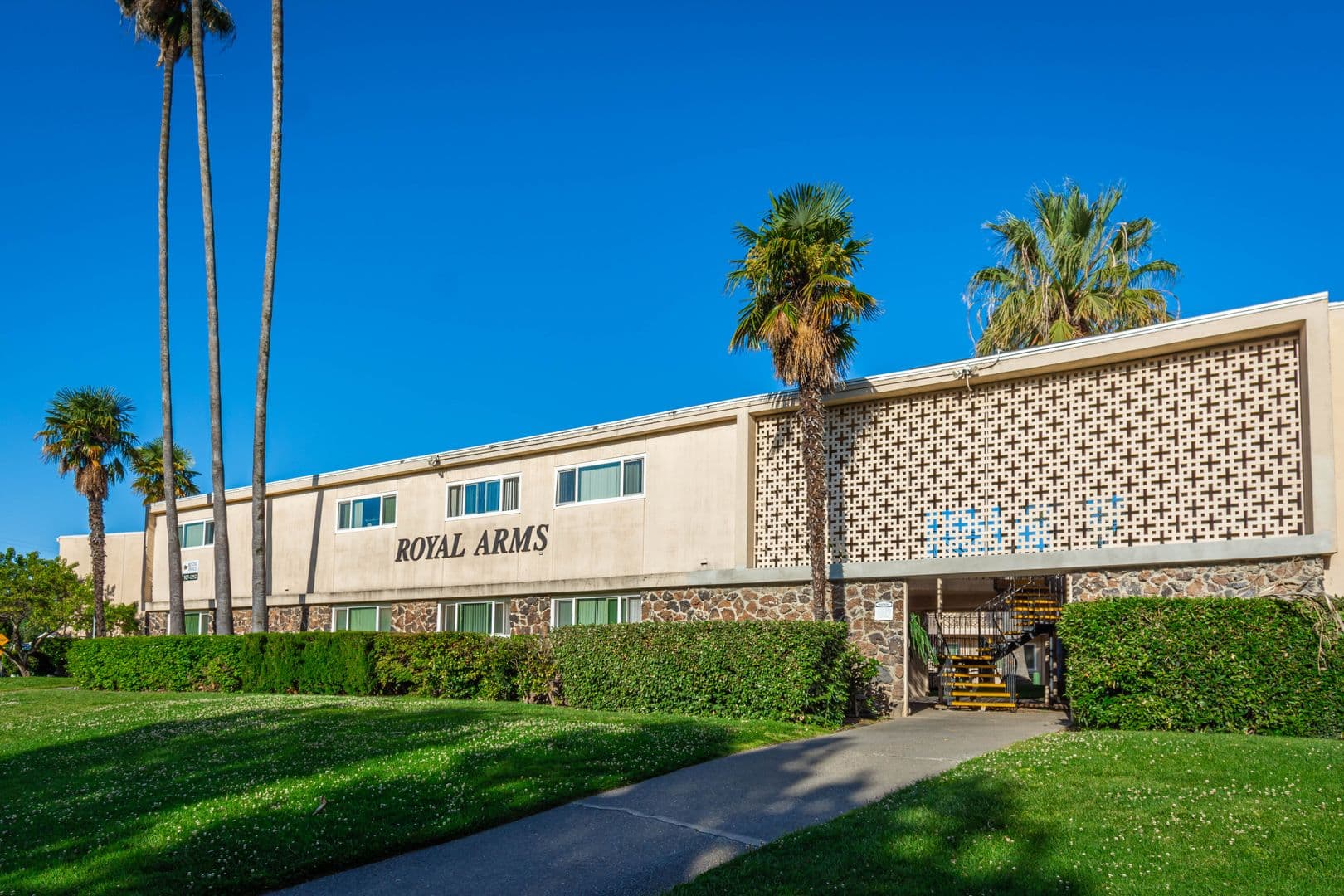 Sacramento Apartment: 1601 Hesket Way