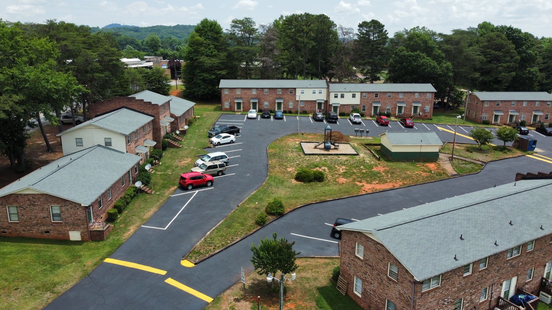 Pickens Apartment: 104 Northway Drive