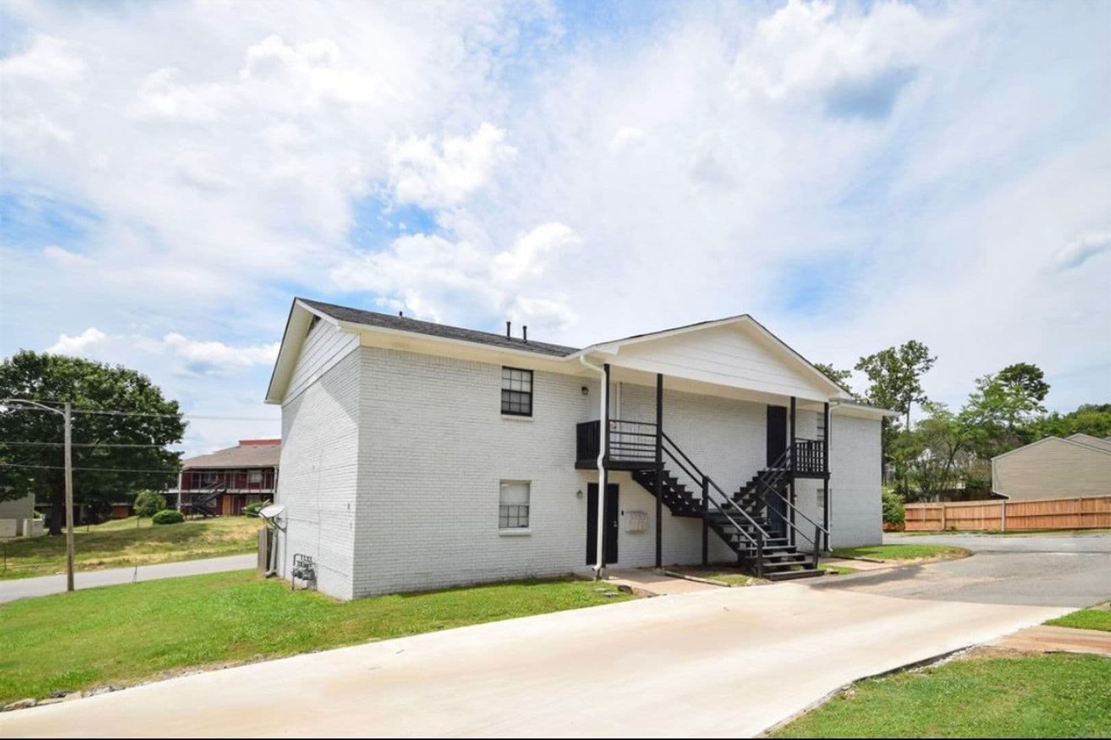 Little Rock Apartment: 2 & 4 Meredith CT