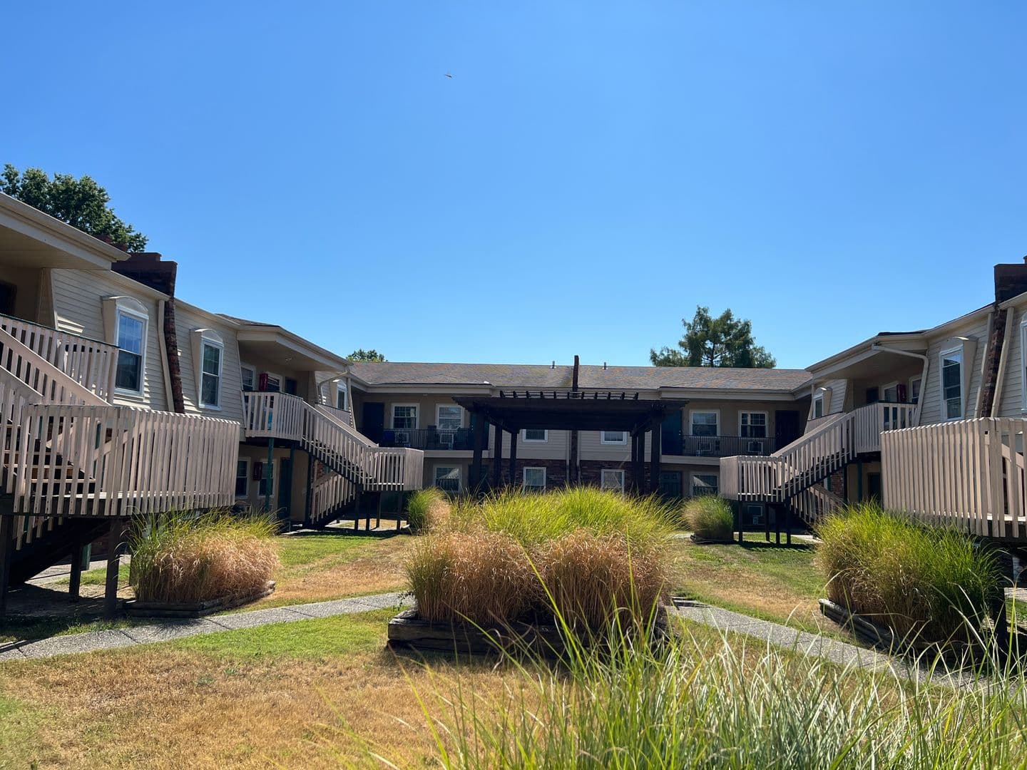Louisville Apartment: 6703 Strawberry Lane