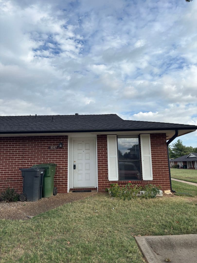 Rogers House: 1317 W Centennial Dr.