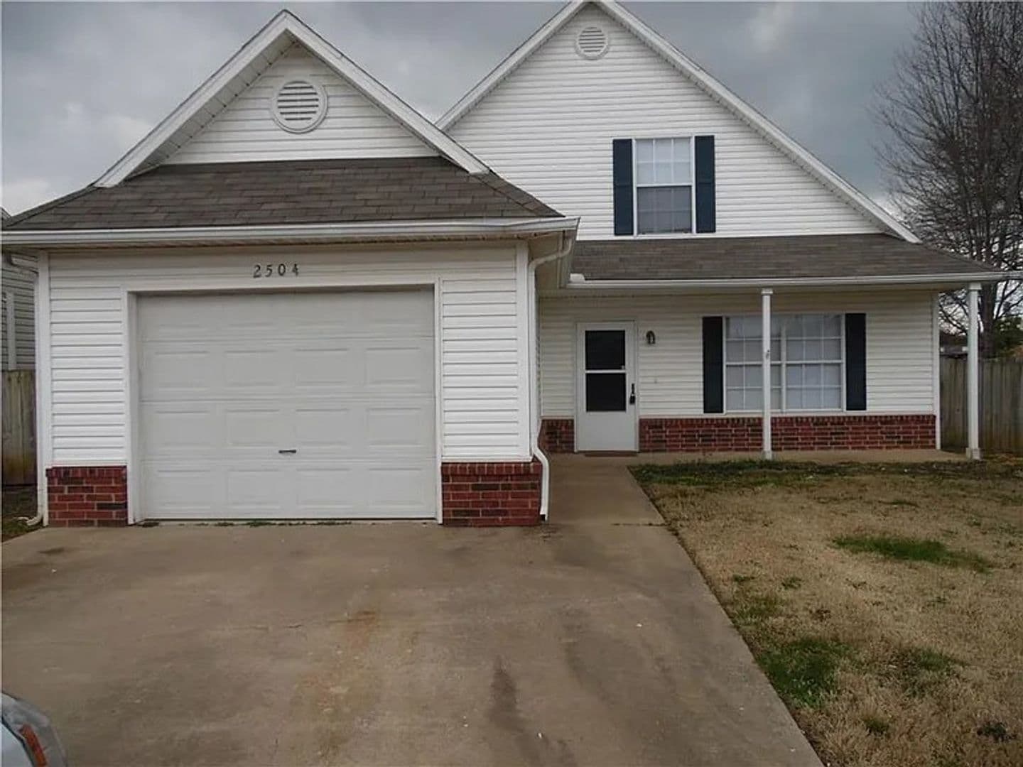 Bentonville House: 2504 Parkcrest Drive