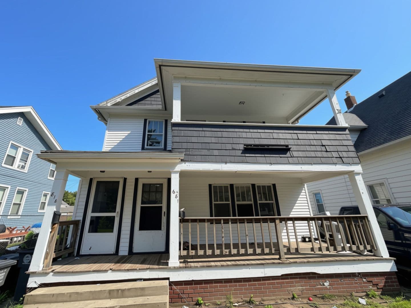 Toledo Apartment: 681 Thomas St.