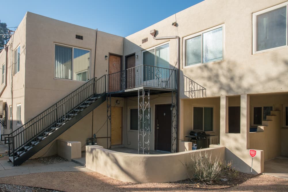 Albuquerque Apartment: 420 Jefferson St NE