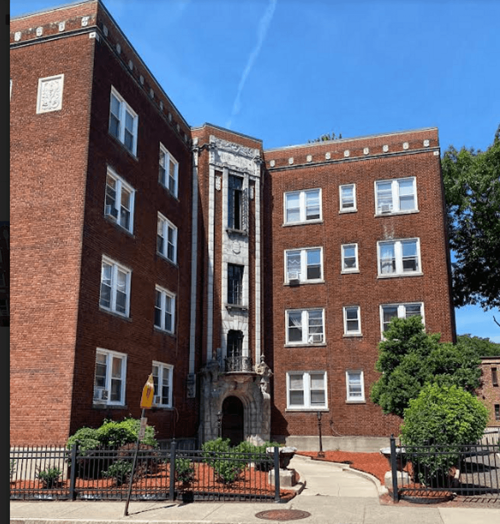New Britain Apartment: 35 Glen Street
