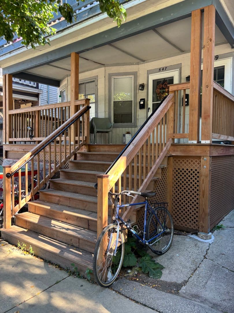 Madison Apartment: 547-549 W. Mifflin