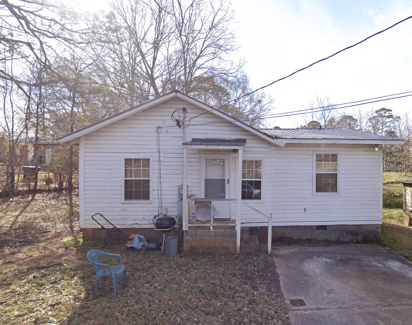 Opelika House: 805 Baker St