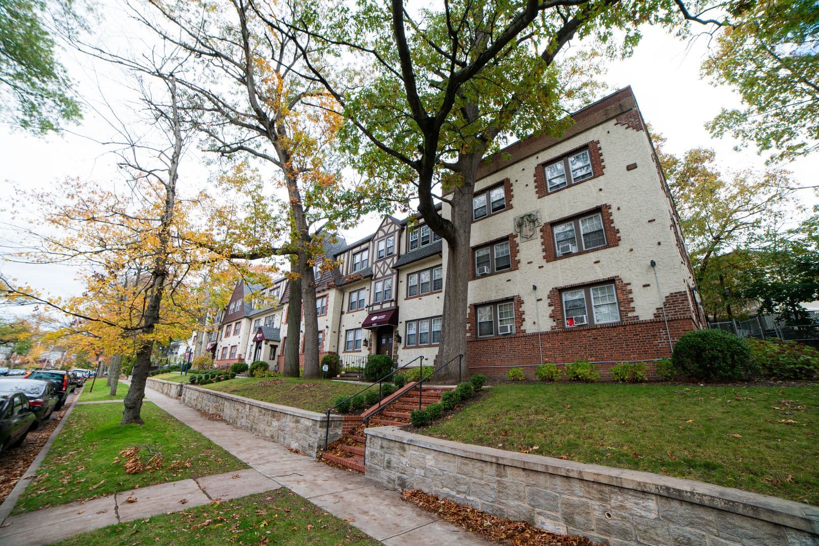 New Haven Apartment: 1495 Ella T Grasso Blvd