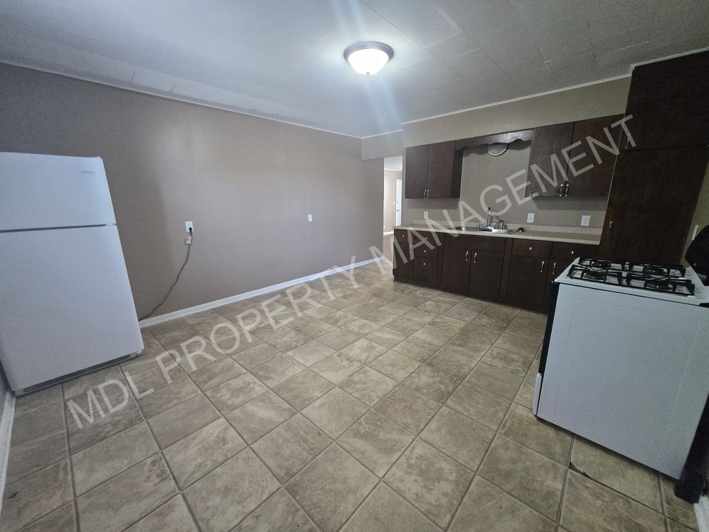 Saginaw Apartment: 710 Ames Street
