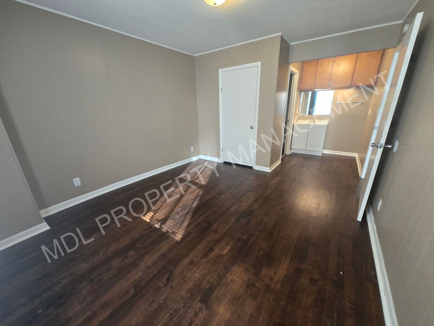Saginaw Apartment: 710 Ames Street