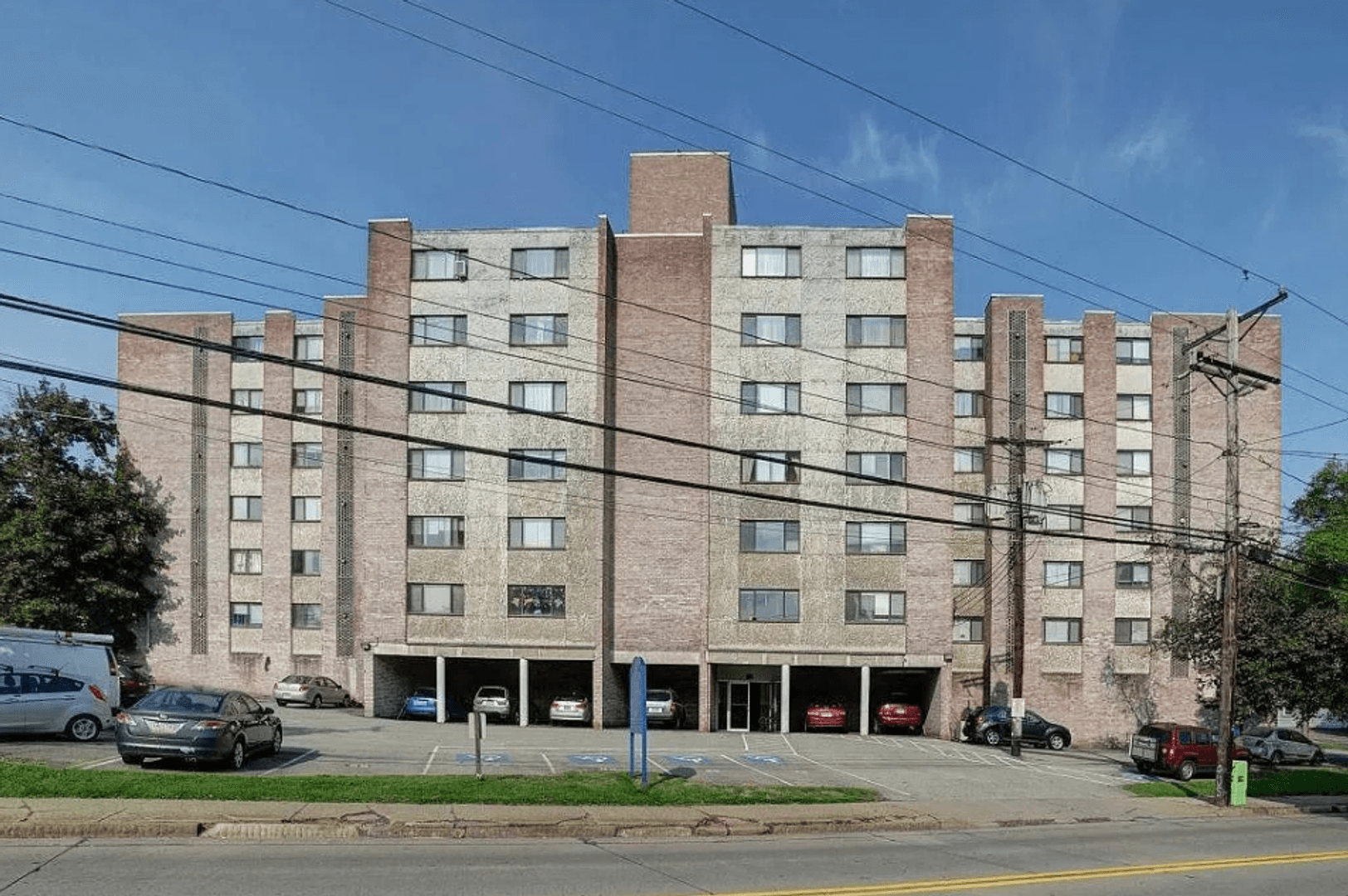 Carnegie Apartment: 101 Governors Lane