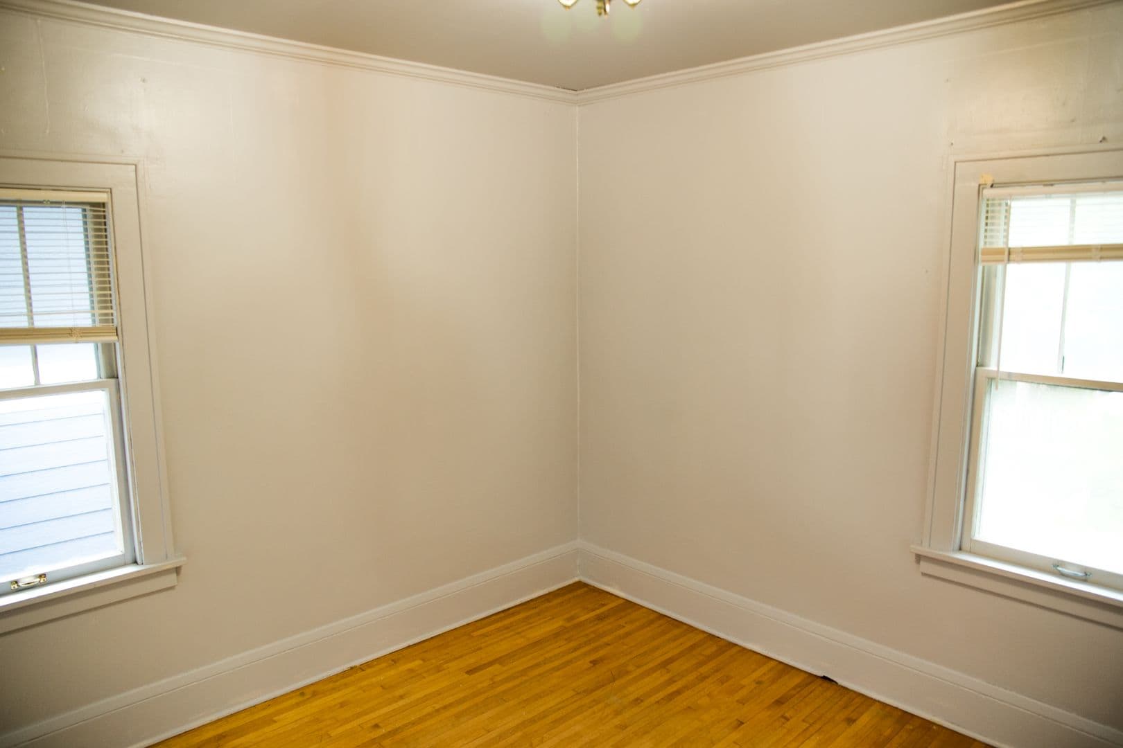 Minneapolis Apartment: 1115 6th St SE