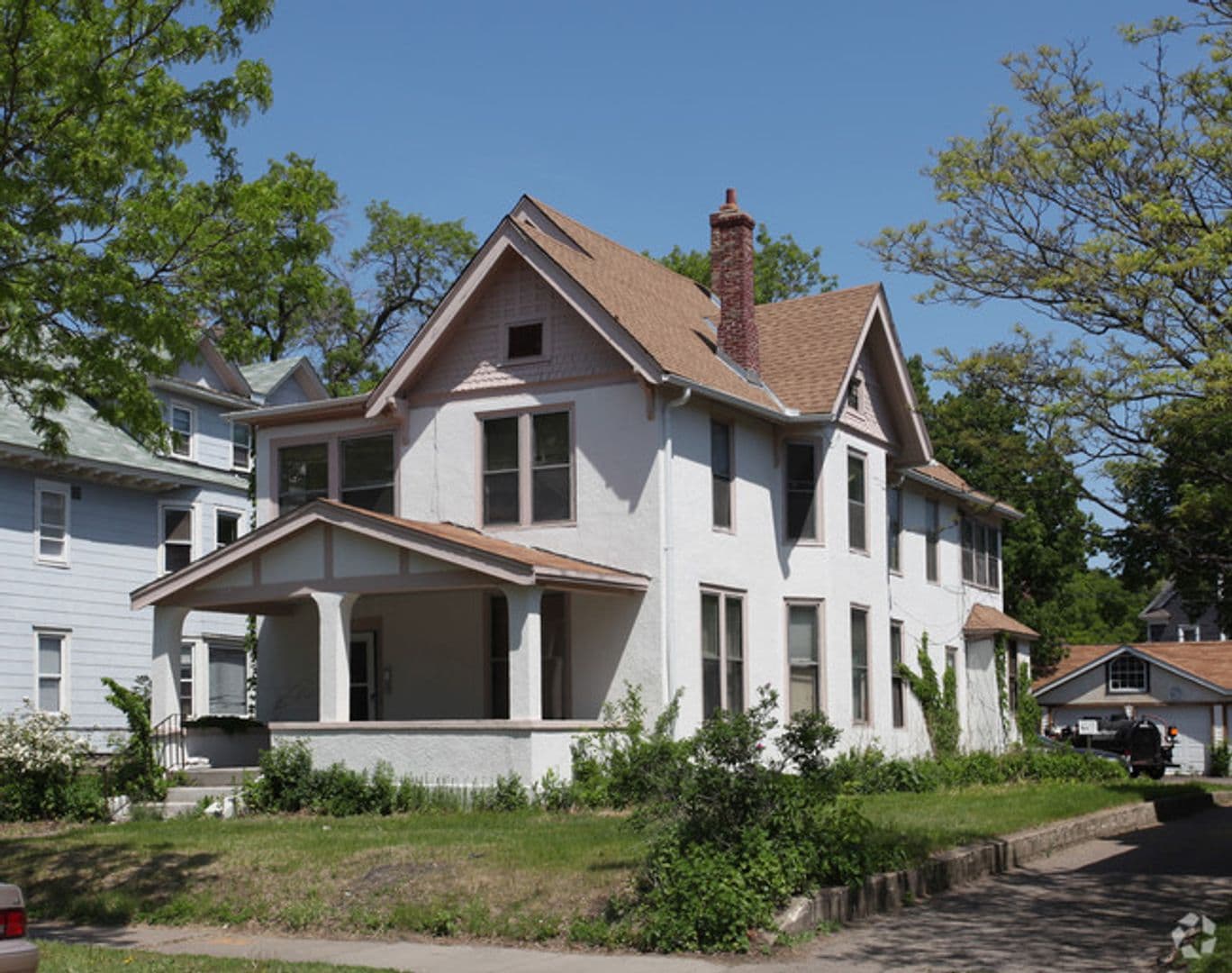 Minneapolis Apartment: 1317 6th St SE