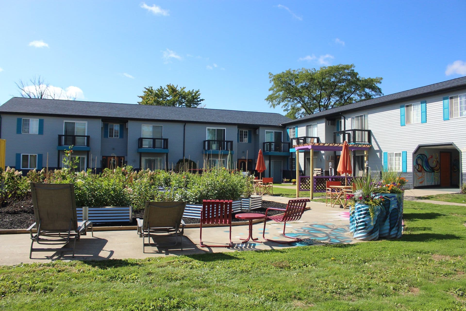 Royal Oak Apartment: 4031 Crooks Road