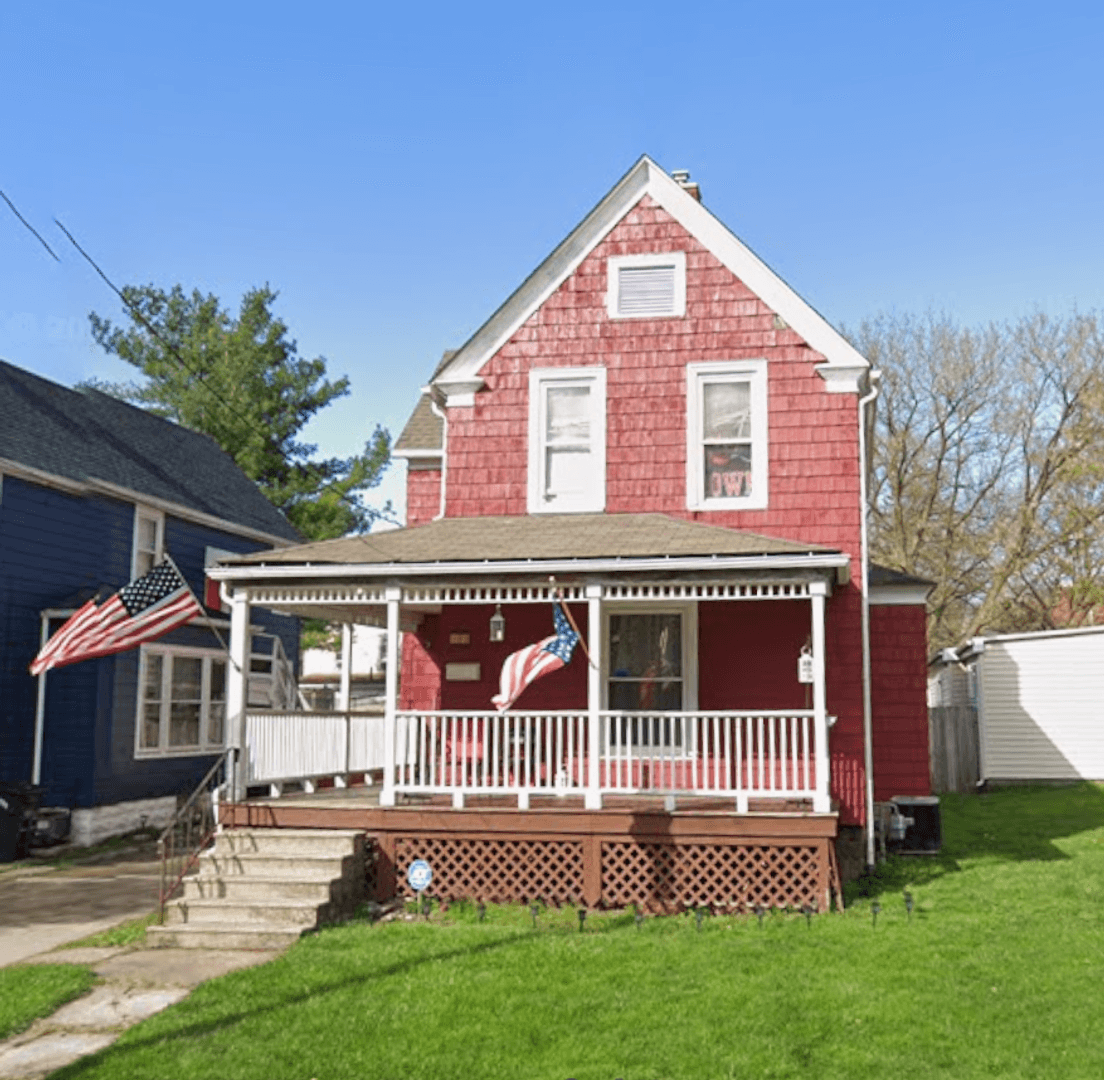 Elyria House: 103 Grant St