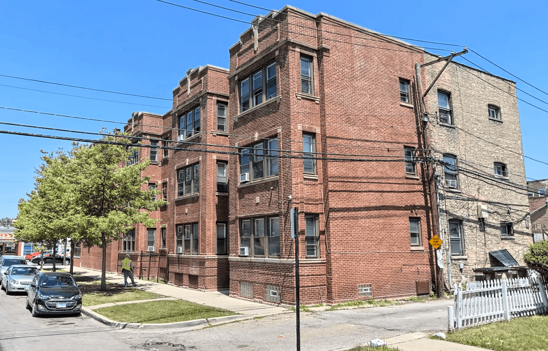 Chicago Apartment: 5655-59 W North