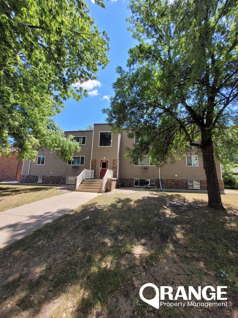 Wahpeton Apartment: 1133 Westmore Ave.