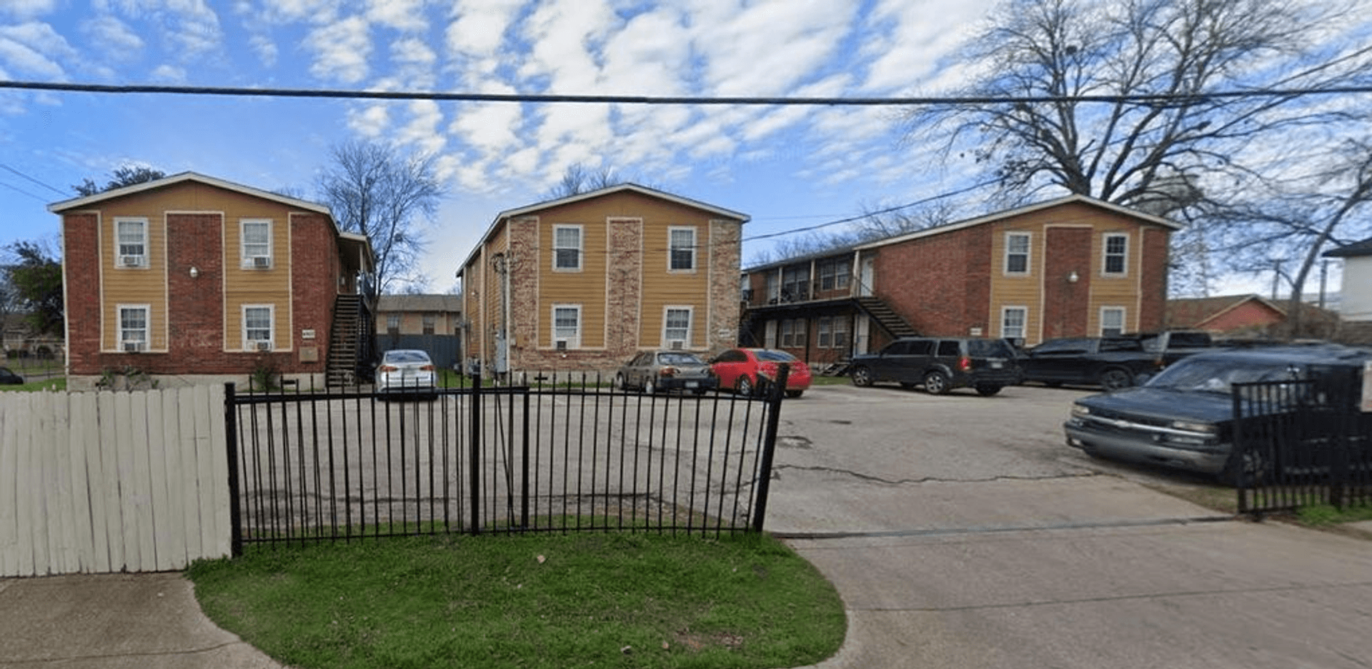 Dallas Apartment: 4903 Ware St