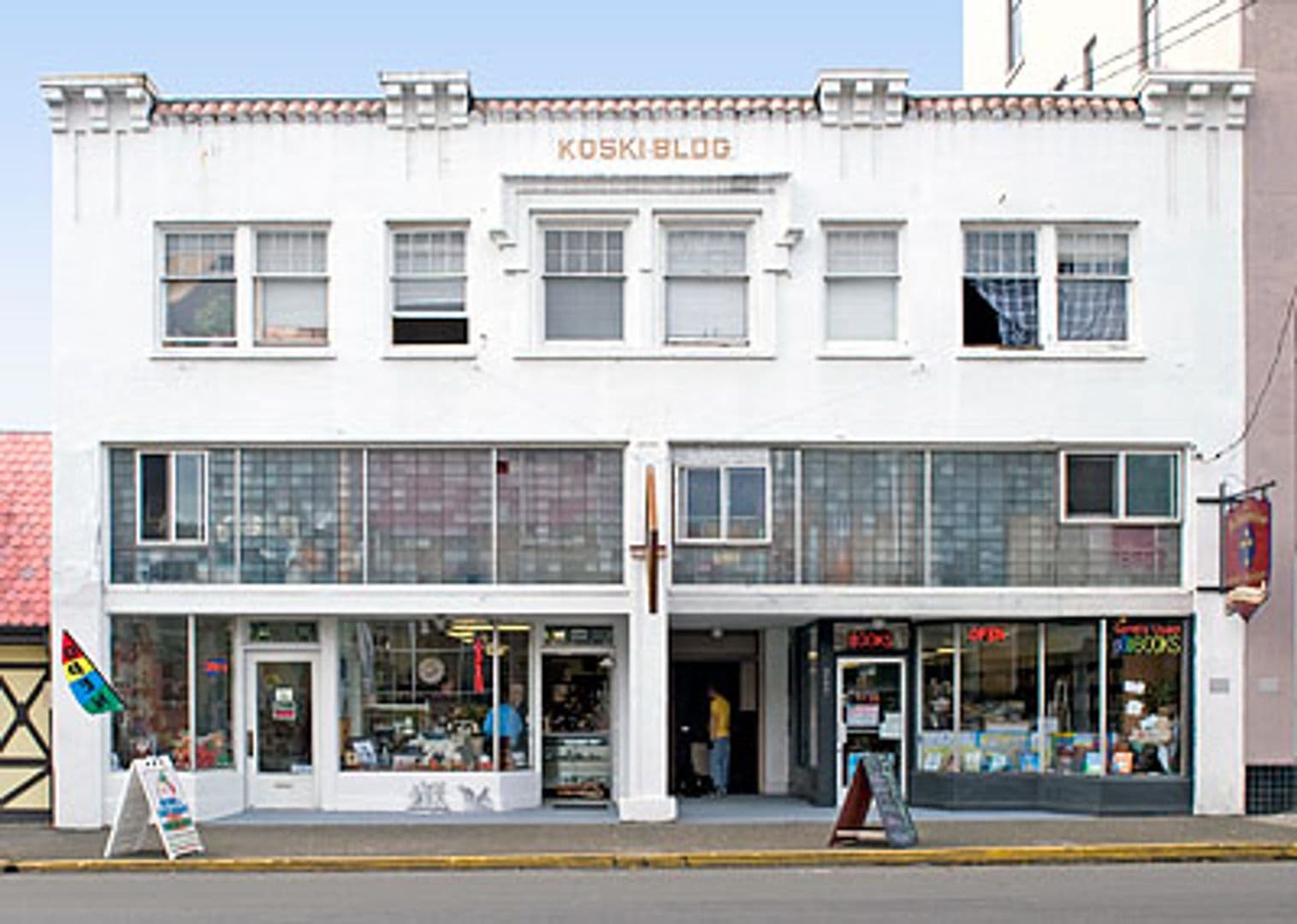 Coos Bay Apartment: 241 N Broadway
