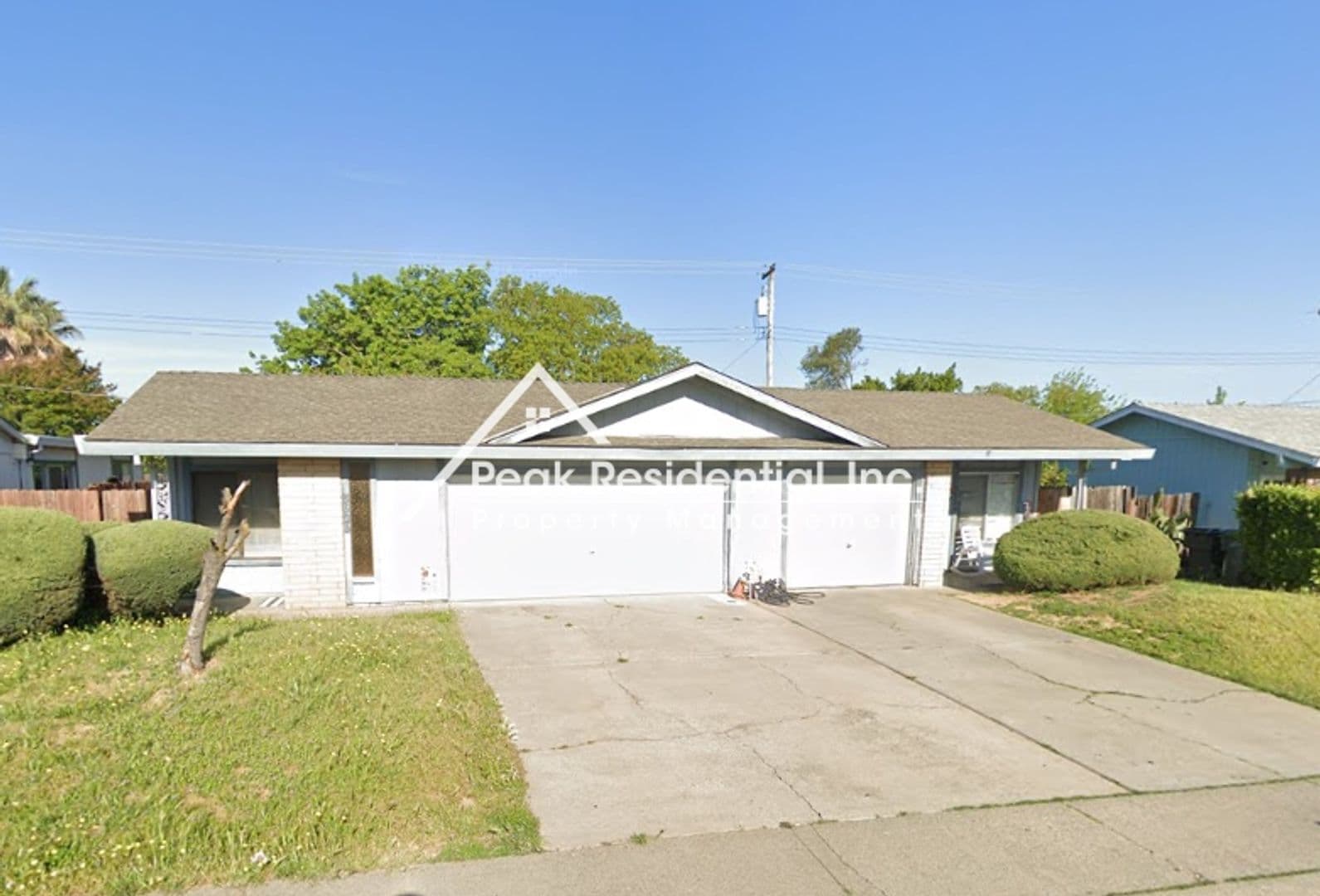 Sacramento House: 3626 S Port Drive