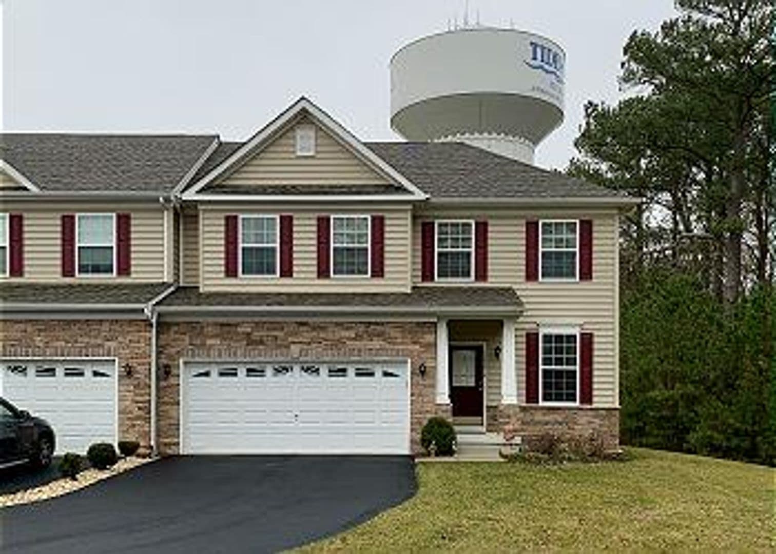 Lewes Townhome: 17667 Gate Drive