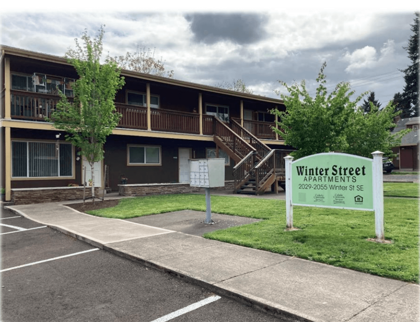 Salem Apartment: 2029-2055 Winter St SE