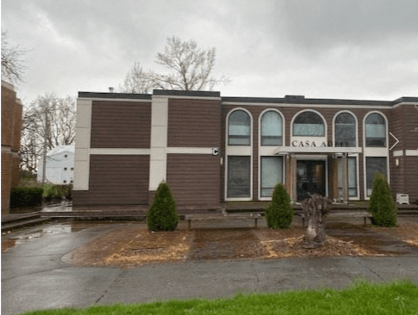 Mount Angel Apartment: 915 S Main St