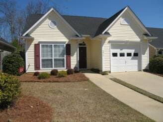 Irmo House: 1011 Ivy Green Circle