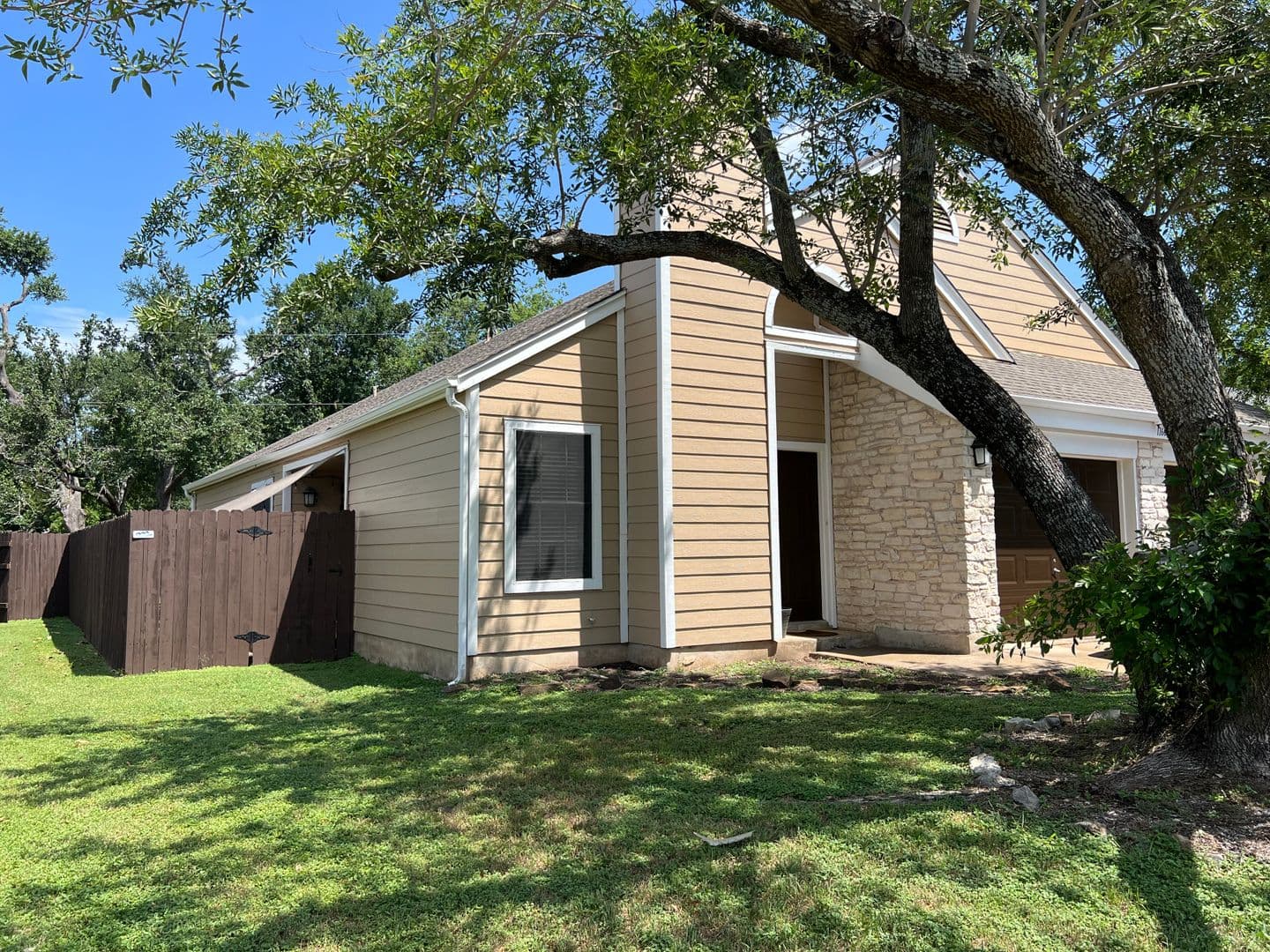 Austin Apartment: 11600 Argonne Forest Trail