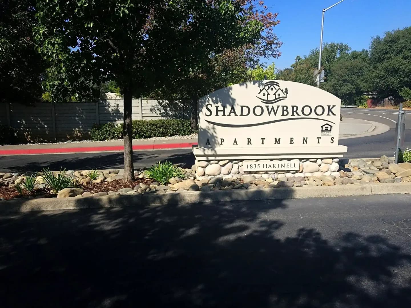 Redding Apartment: 1835 Hartnell Ave