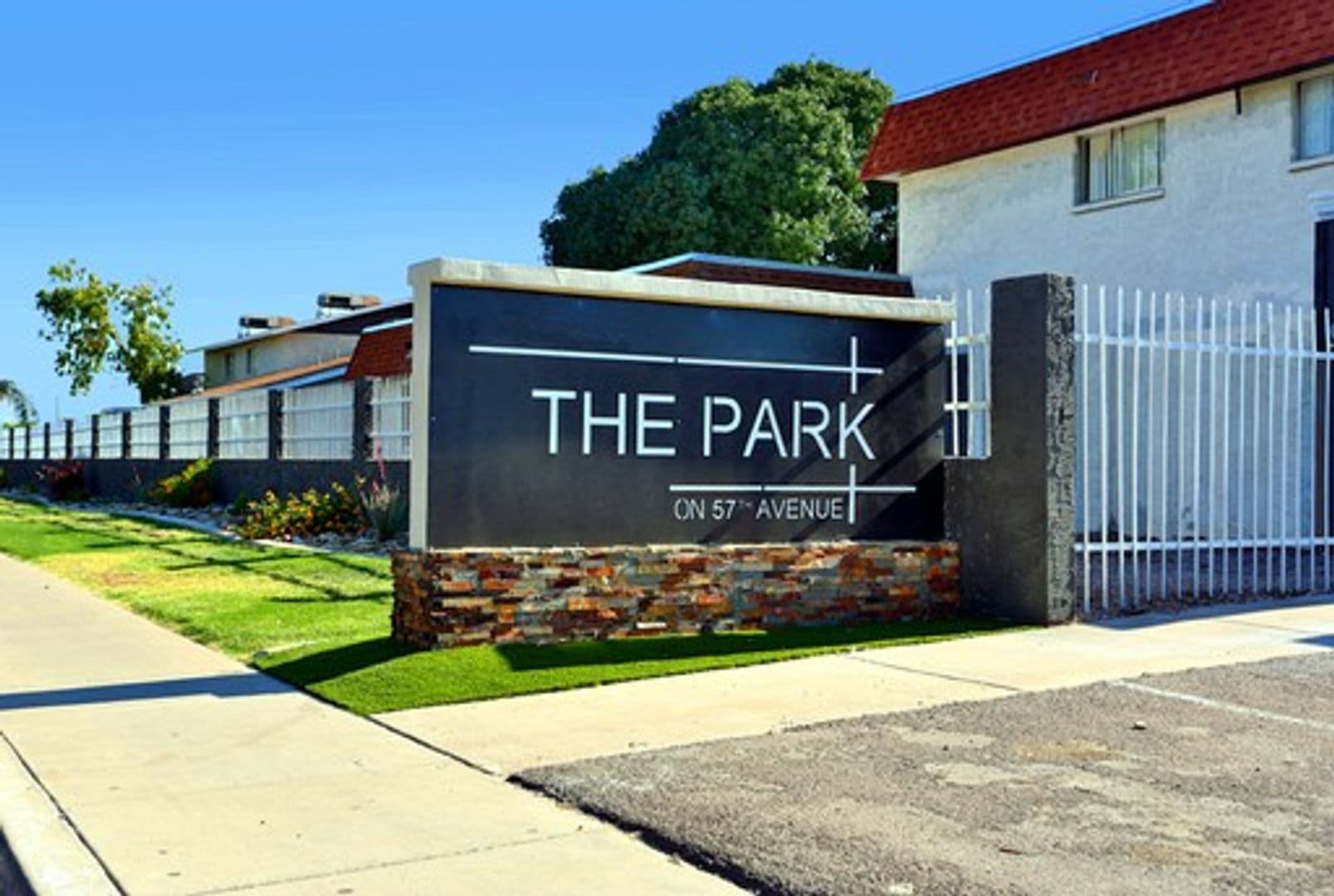 Glendale Apartment: 5045 N. 58th Ave
