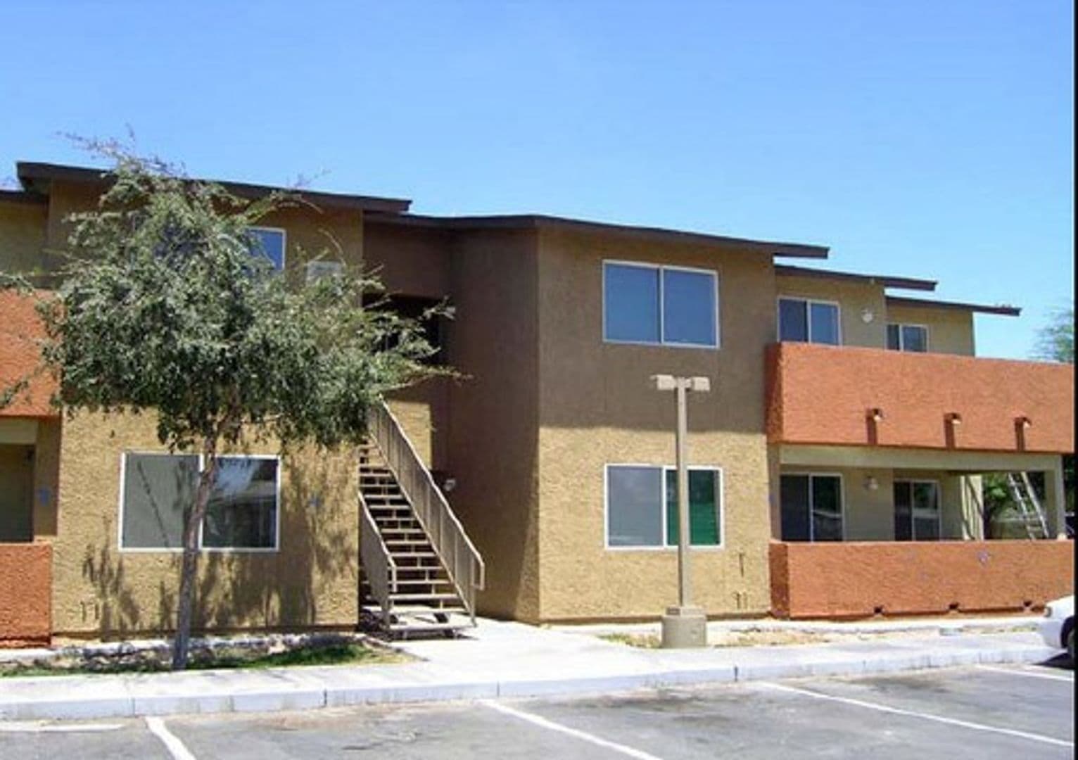 Somerton Apartment: 514 W. Yucca St.