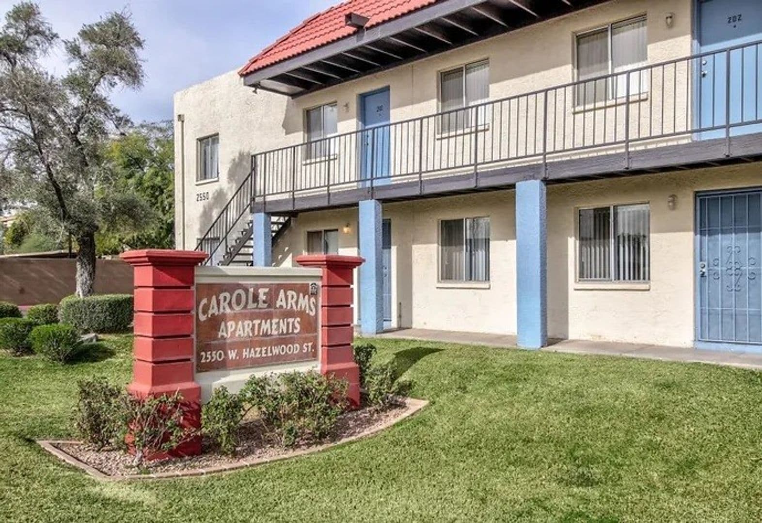 Phoenix Apartment: 2550 W Hazelwood St