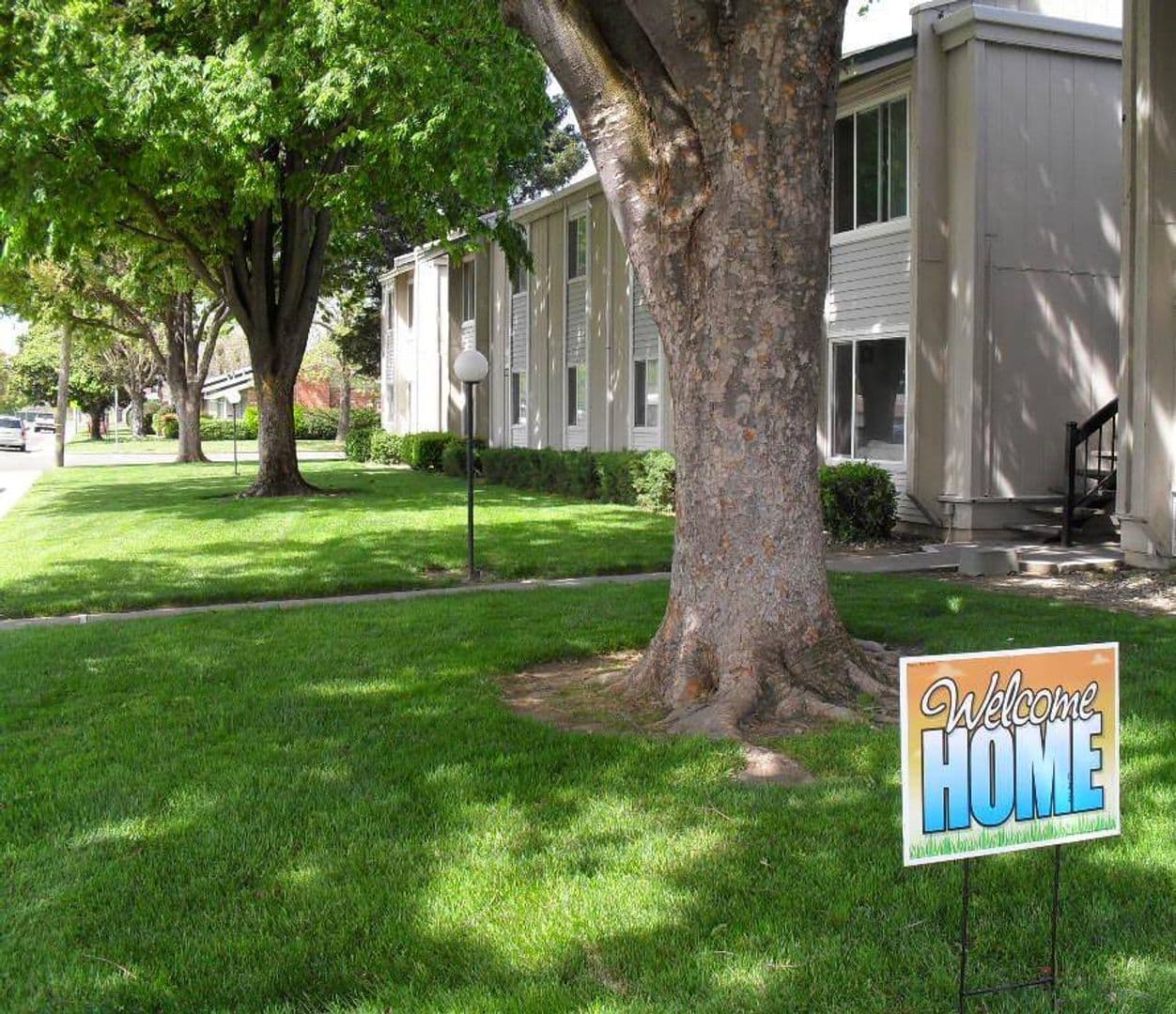 Marysville Apartment: 230 East 18th Street