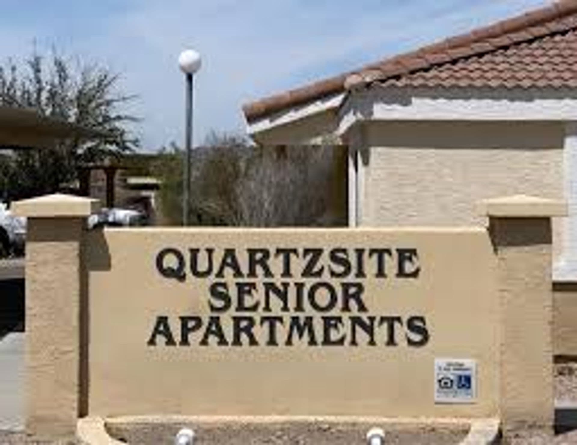 Quartzsite Apartment: 1615 E Quail Trail St.