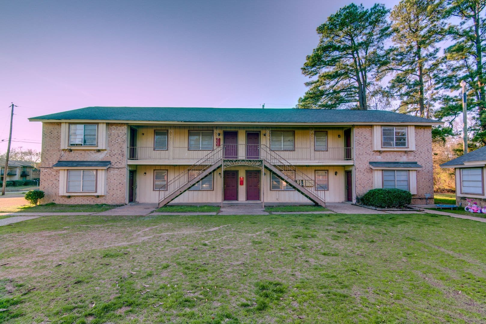 Texarkana Apartment: 2401 Brookridge Drive