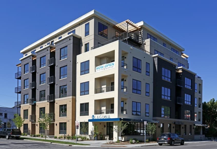 Minneapolis Apartment: 2900 Irving Ave S