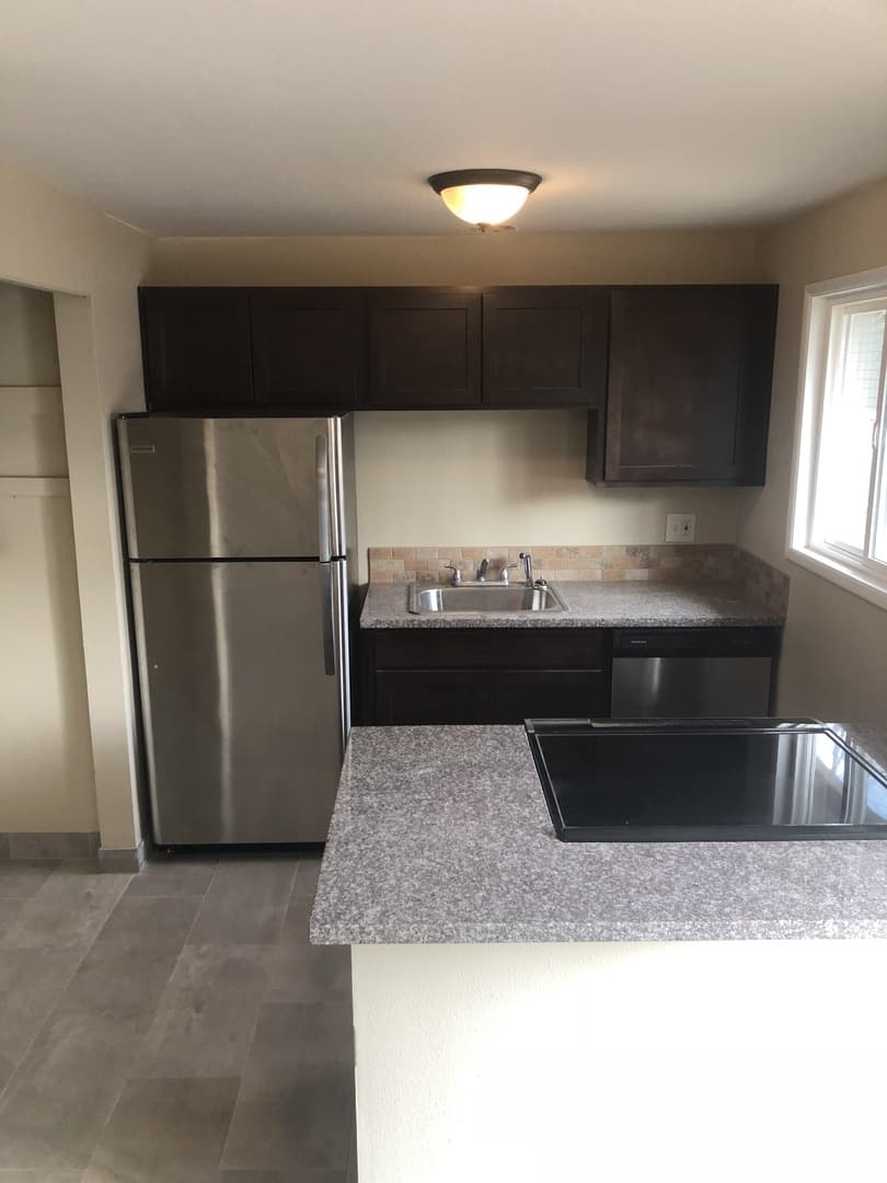 Vancouver Apartment: 3016 Falk Rd.