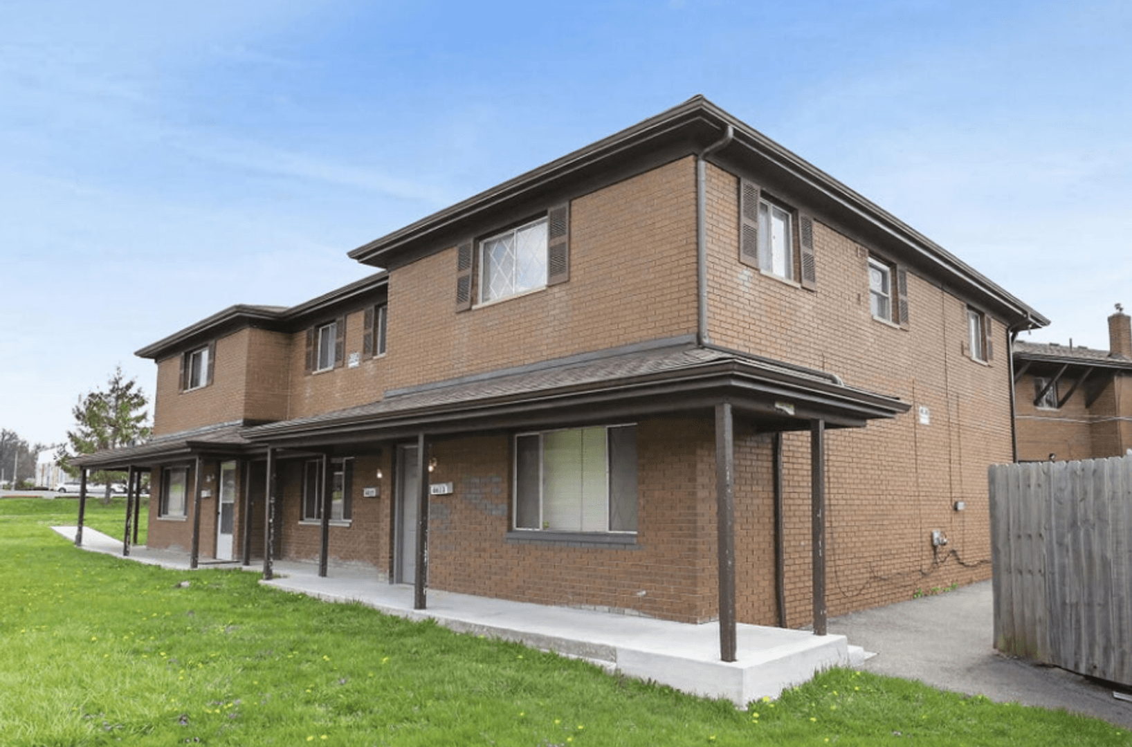 Columbus Apartment: 6613-6617 Livingston Ave