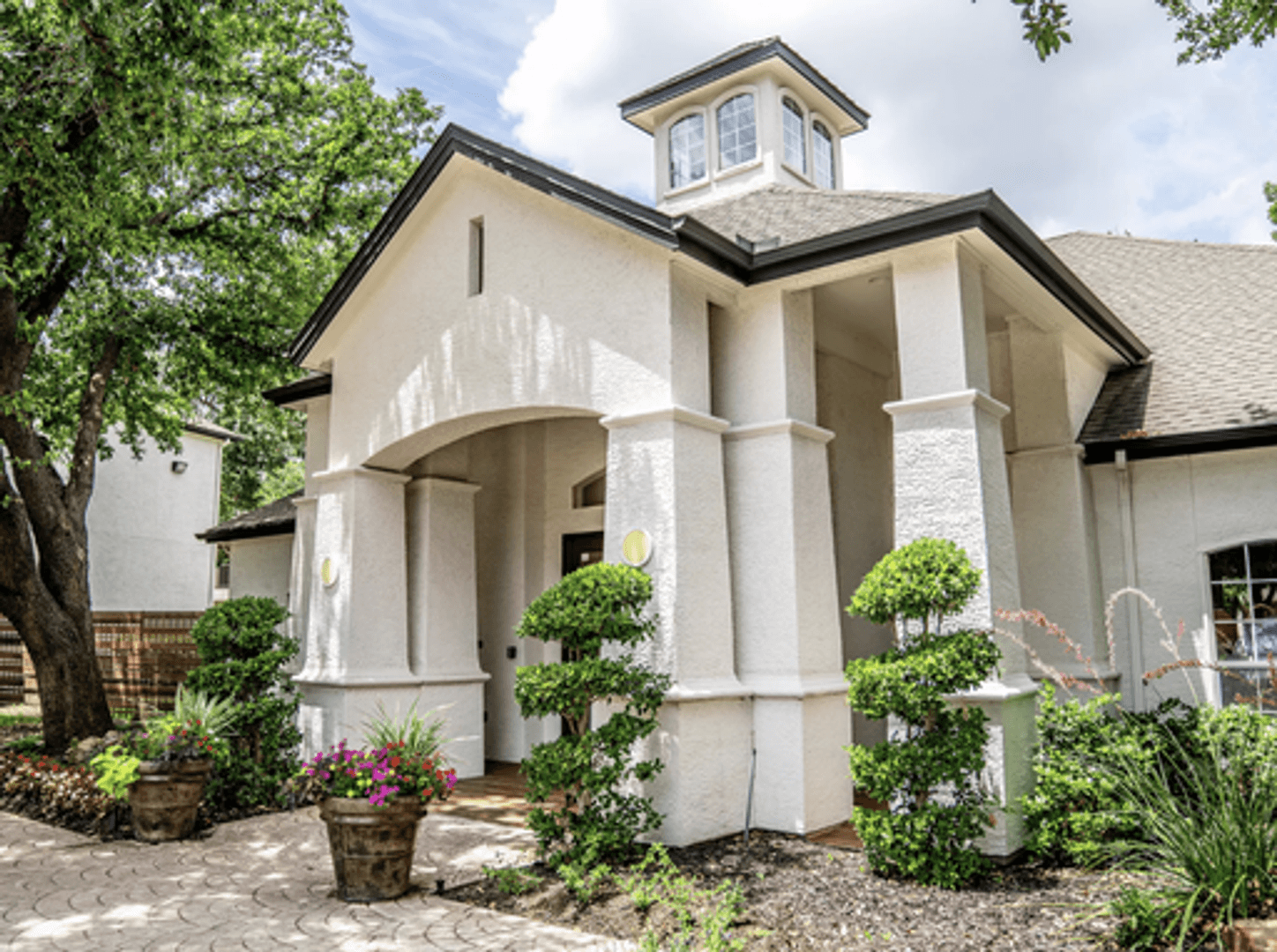 Plano Apartment: 2501 Ohio Dr