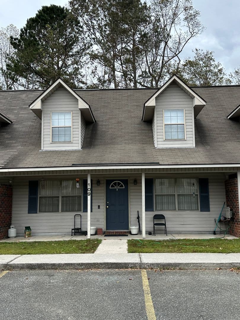 Rincon House: 109 Towne Park Drive