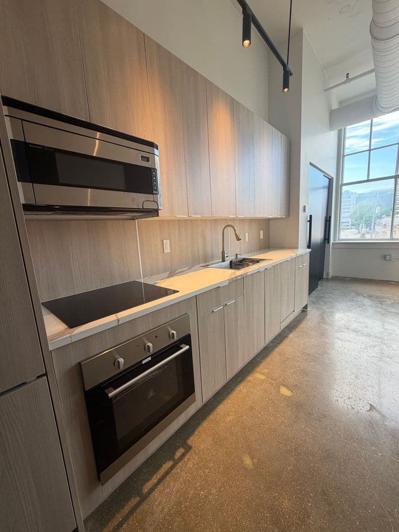 St. Louis Apartment: 2801-2811 Locust Blvd.