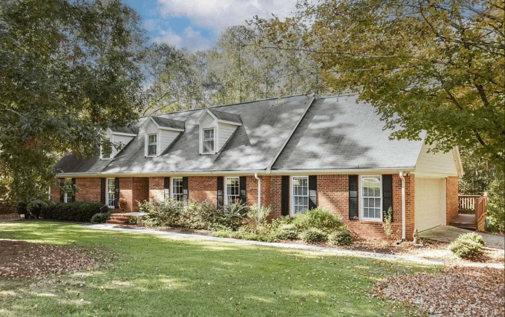 Athens House: 1400 Spartan Lane